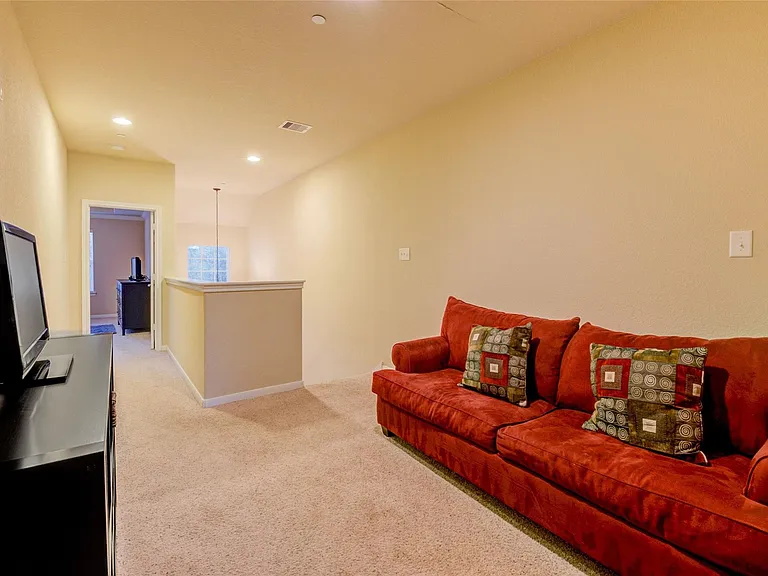 22 Bettina Ln — Photo 14