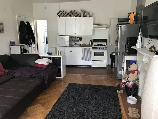 Rented by Fanning Realty | media 10