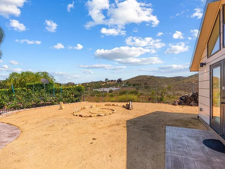 20063 Elfin Forest Ln — Photo 44