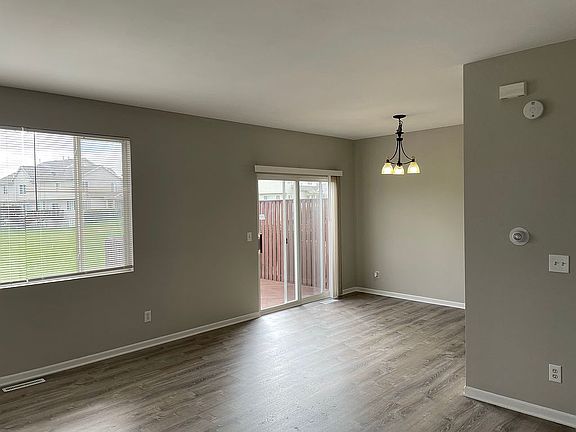4th image of 7321 Casey Dr #6