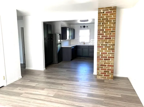 1119 Milton Ave, Janesville, WI 53545