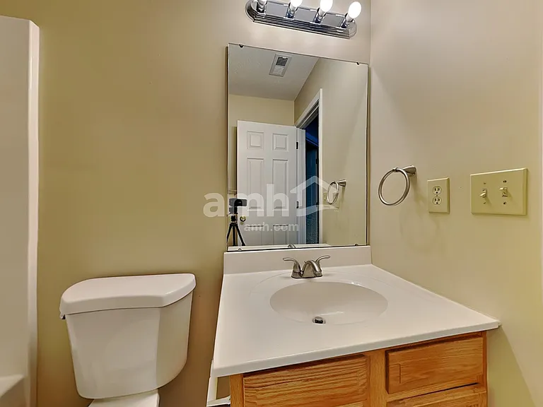 2132 Lunar Ln — Photo 15