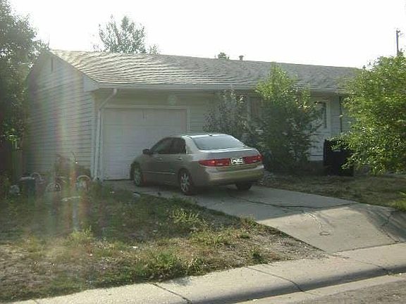 3rd image of 2215 S Jackson St