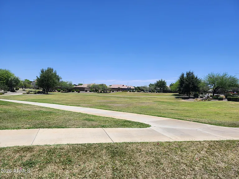 17938 W Port Royale Ln — Photo 26