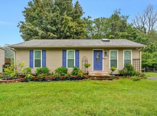 1140 Pedigo Ln, Vinton, VA 24179