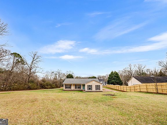 2nd image of 185 Wilson Rd