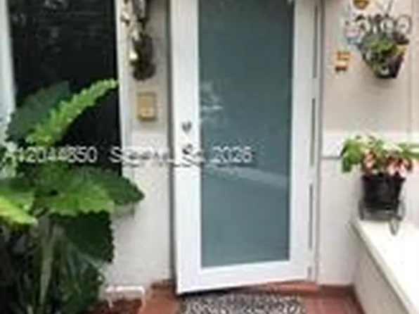 (undisclosed Address), Miami, FL 33134