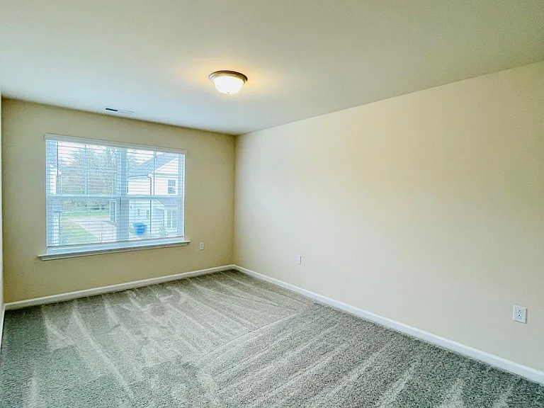 2402 Hedge Maple Dr — Photo 15