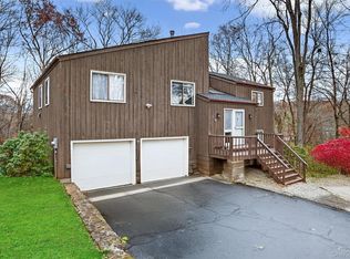 42 Maple Moor Lane, Cortlandt Manor, NY 10567