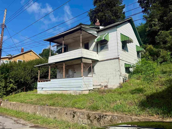 432 School St, Fairmont, WV 26554
