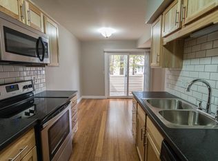 556 Summer Winds Ln, Saint Peters, MO 63376