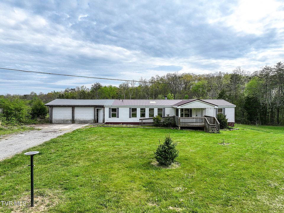 1st image of 815 Flatwoods Rd