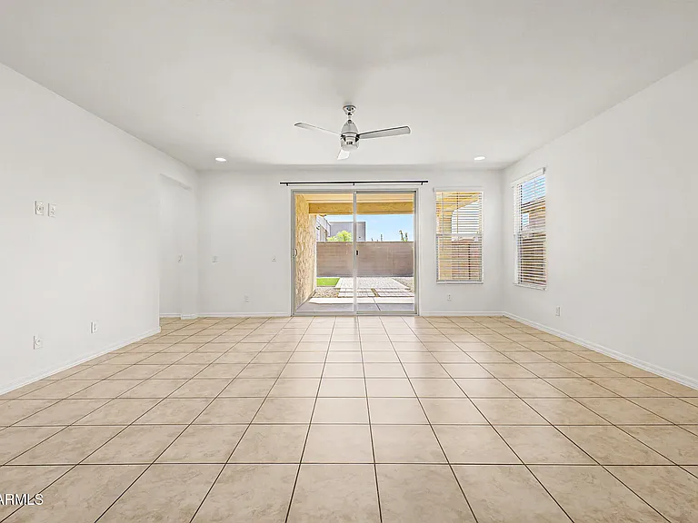 25417 S 229th Pl — Photo 10