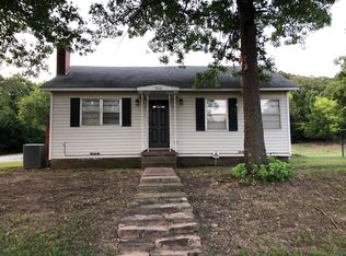 912 W Merrick St, Henryetta, OK 74437