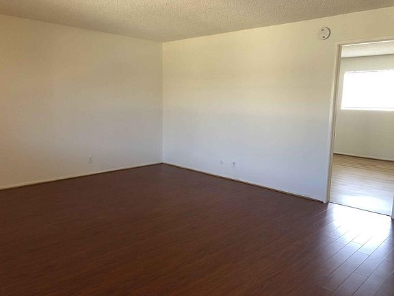 3rd image of 345 Pomelo Ave APT H