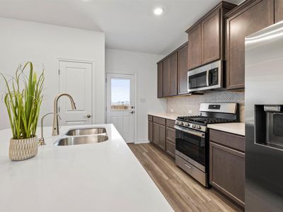 102 Watkinville Rd, Hutto, TX, 78634
