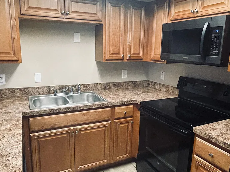 53 Windtree Ln #G102 — Photo 10