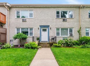 112 Cardinal Ln APT 2B, Islip, NY 11751