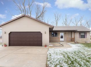 12020 Shabbona Grove Rd, Somonauk, IL 60552
