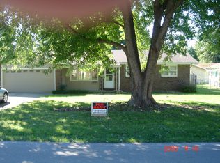 2383 S Kickapoo Ave, Springfield, MO 65804