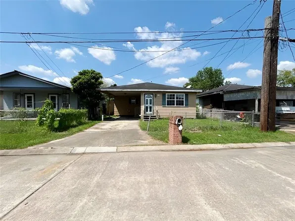 211 Prince Collins St, Houma, LA 70364