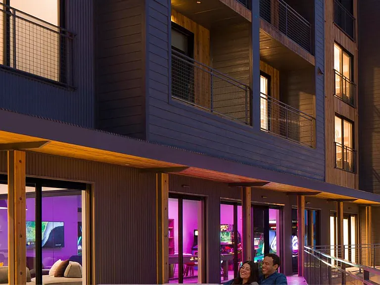 Canyon Haus outside lounge with fire pit