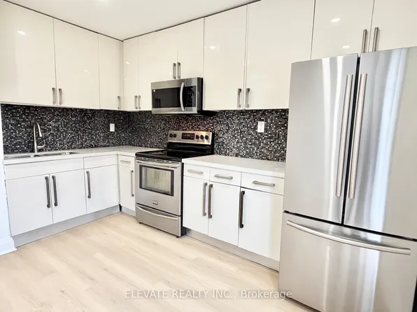 275 Lauder Ave Unit 2, Toronto, ON M6E 3H5