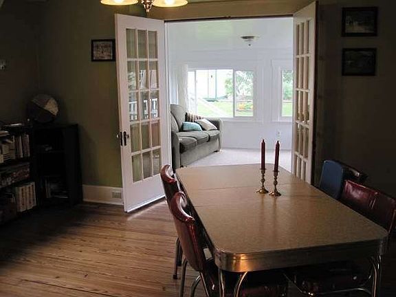 Dining Room opening to Sun Room