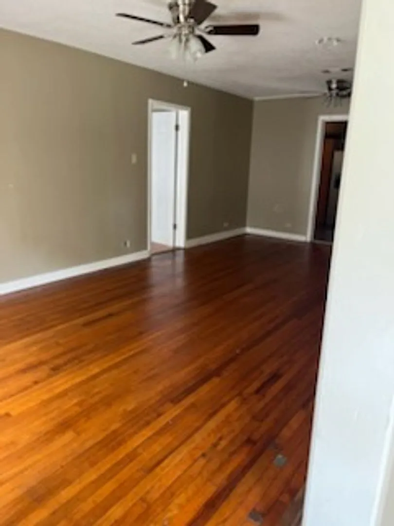 416 W. Tennessee — Photo 2