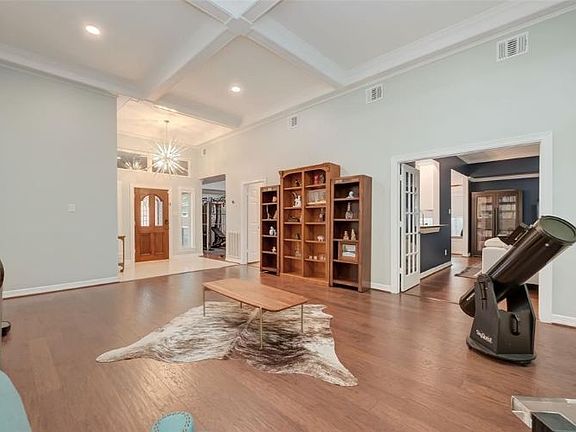 5th image of 14122 Woodville Gardens Dr