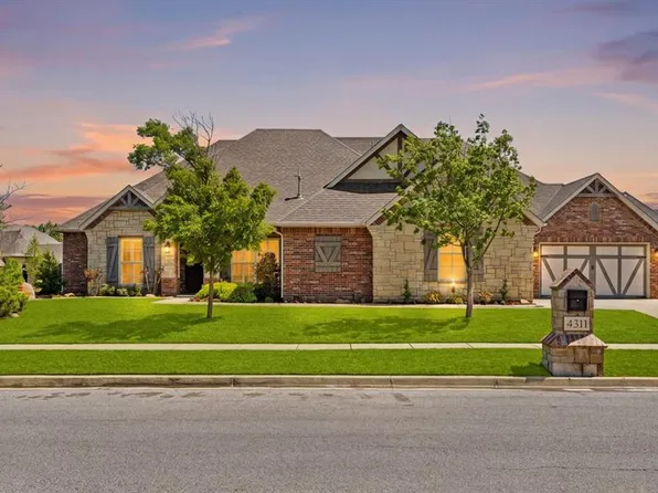 4311 Moorgate Dr, Norman, OK 73072