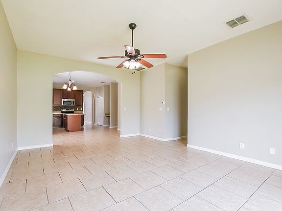 4th image of 2274 Victoria Falls Dr