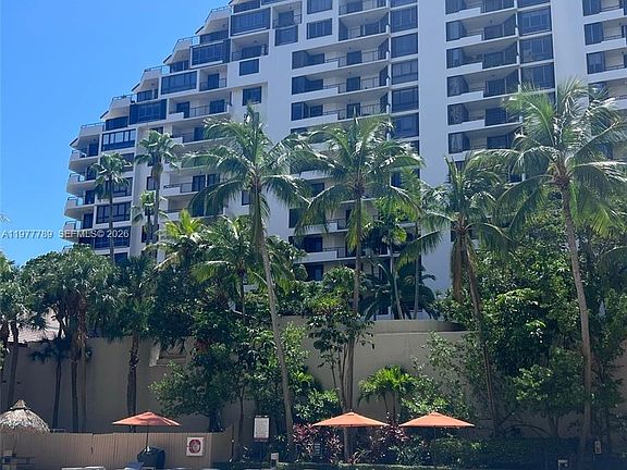 2nd image of 540 Brickell Key Dr