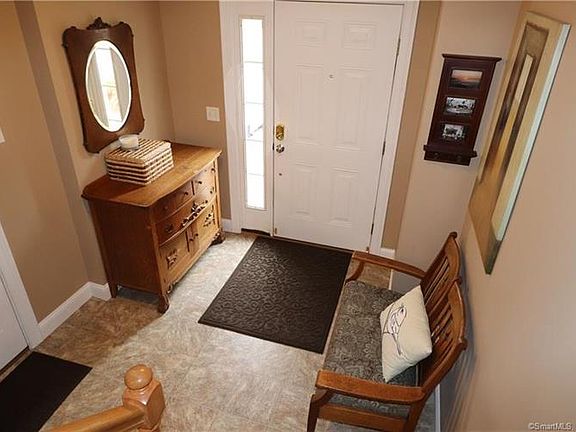 2nd image of 1158 Hartford Tpke Unit 46