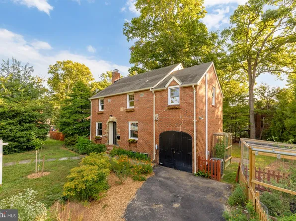 5707 39th Ave, Hyattsville, MD 20781