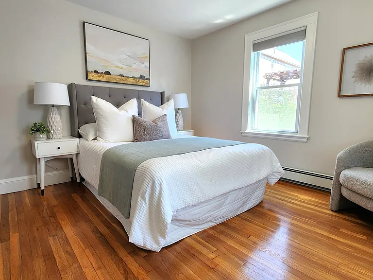 39 Puritan Rd — Photo 10