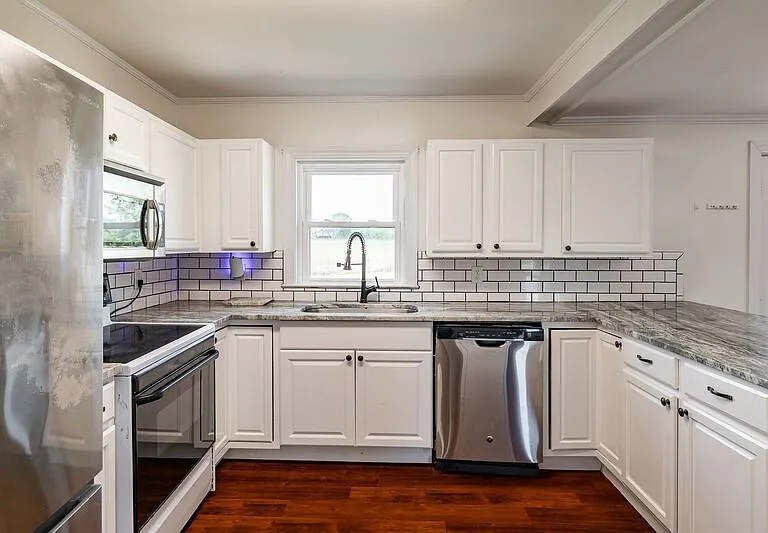 386 Sandy Creek Rd — Photo 8