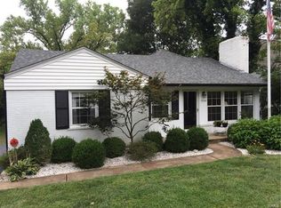 9550 Litzsinger Rd, Saint Louis, MO 63124