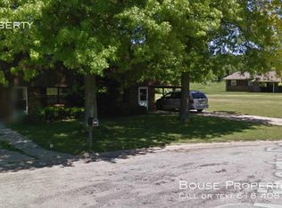 180 Liberty Dr, Belleville, IL