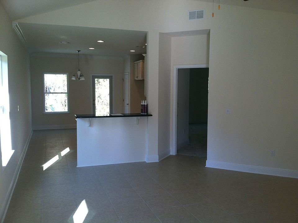 2nd image of 72 N Marsh