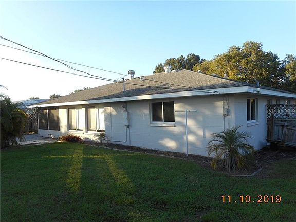 3rd image of 620 Oxford Dr