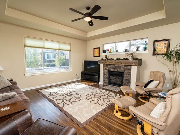 5th image of 2915 SW Yew Park Ln