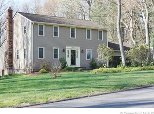 17 Center Rd, Tolland, CT 06084