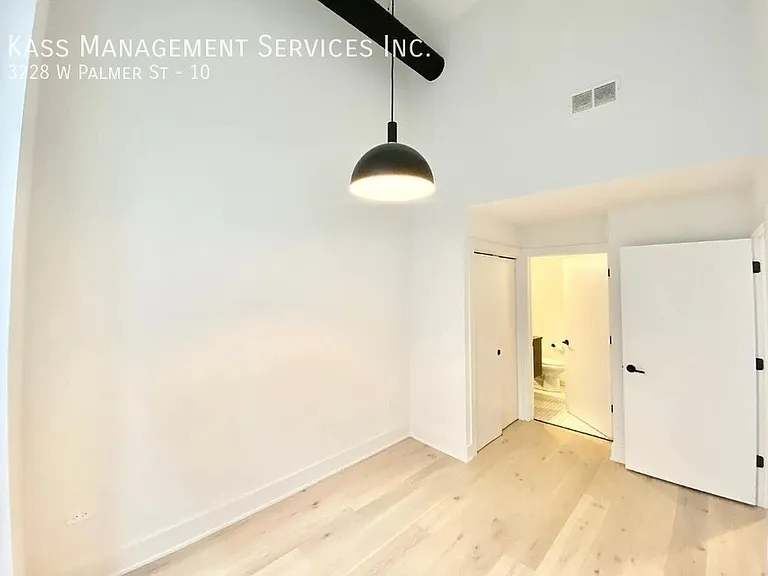3228 W Palmer St #10 — Photo 7