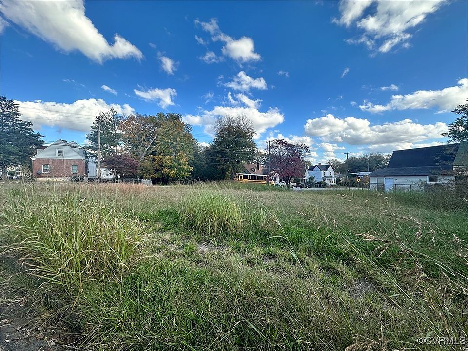 1st image of 702 Holbrook Ave