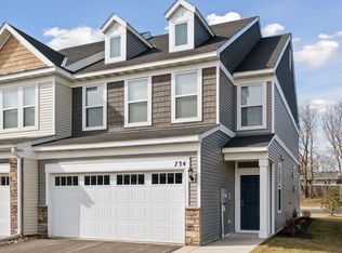 734 Maggie Way, Chanhassen, MN 55317