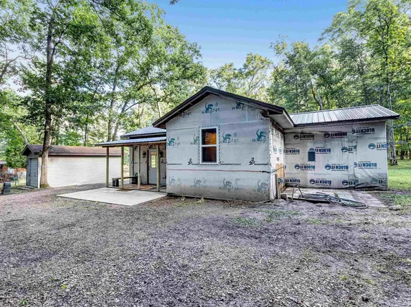 N2450 E Pine Cir, Redgranite, WI 54970