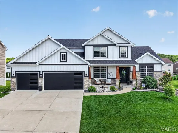 311 Wilmer Valley Dr, Wentzville, MO 63385