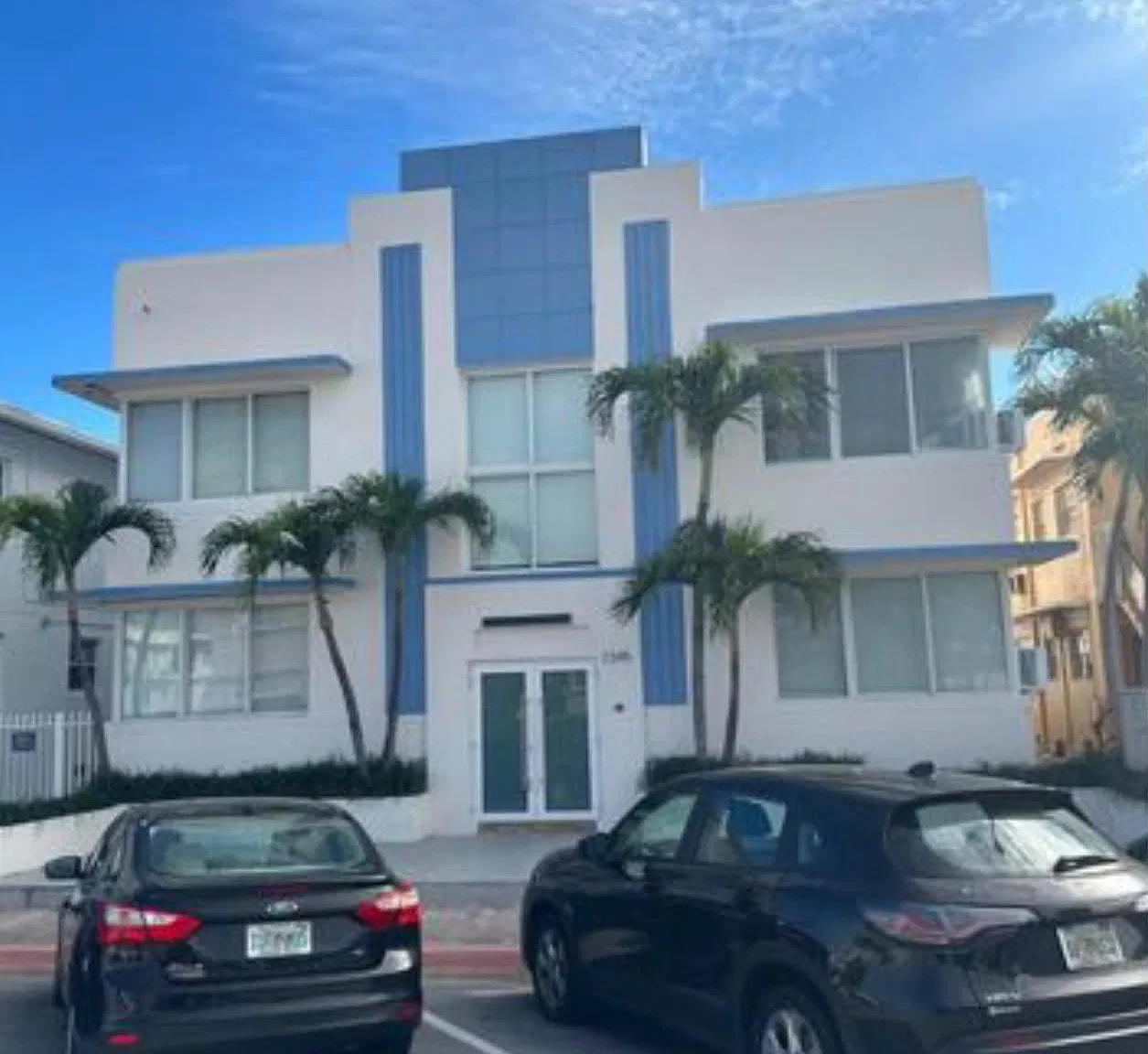 1 bed, 574 sqft, $1,900 — Photo 1