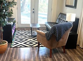 6614 Tansey Dr, Falls Church, VA 22042